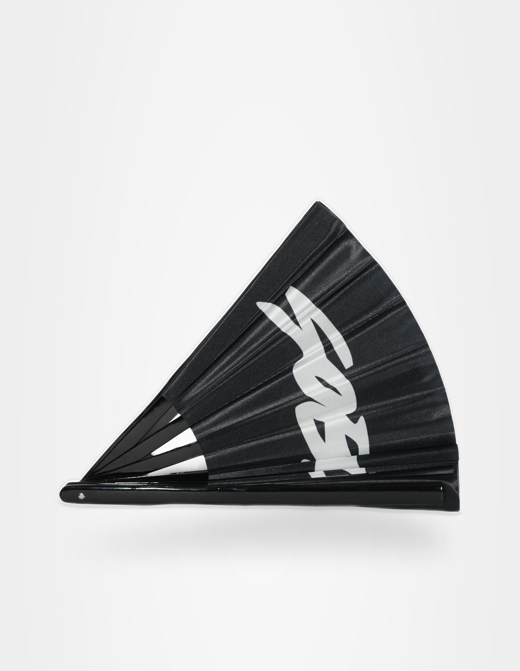 Sobrados Black XL Fan — view 02 — Studio Joshua August 2026 — ABAXL01-01