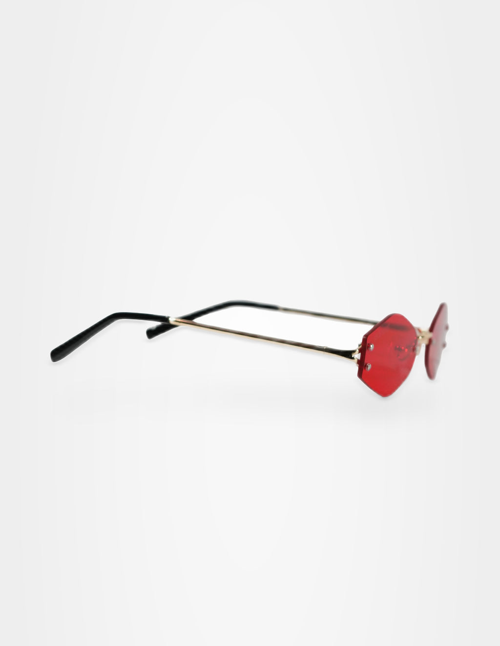 Zomer Red Sunglasses — profile — Studio Joshua August 2026 — GT130-02