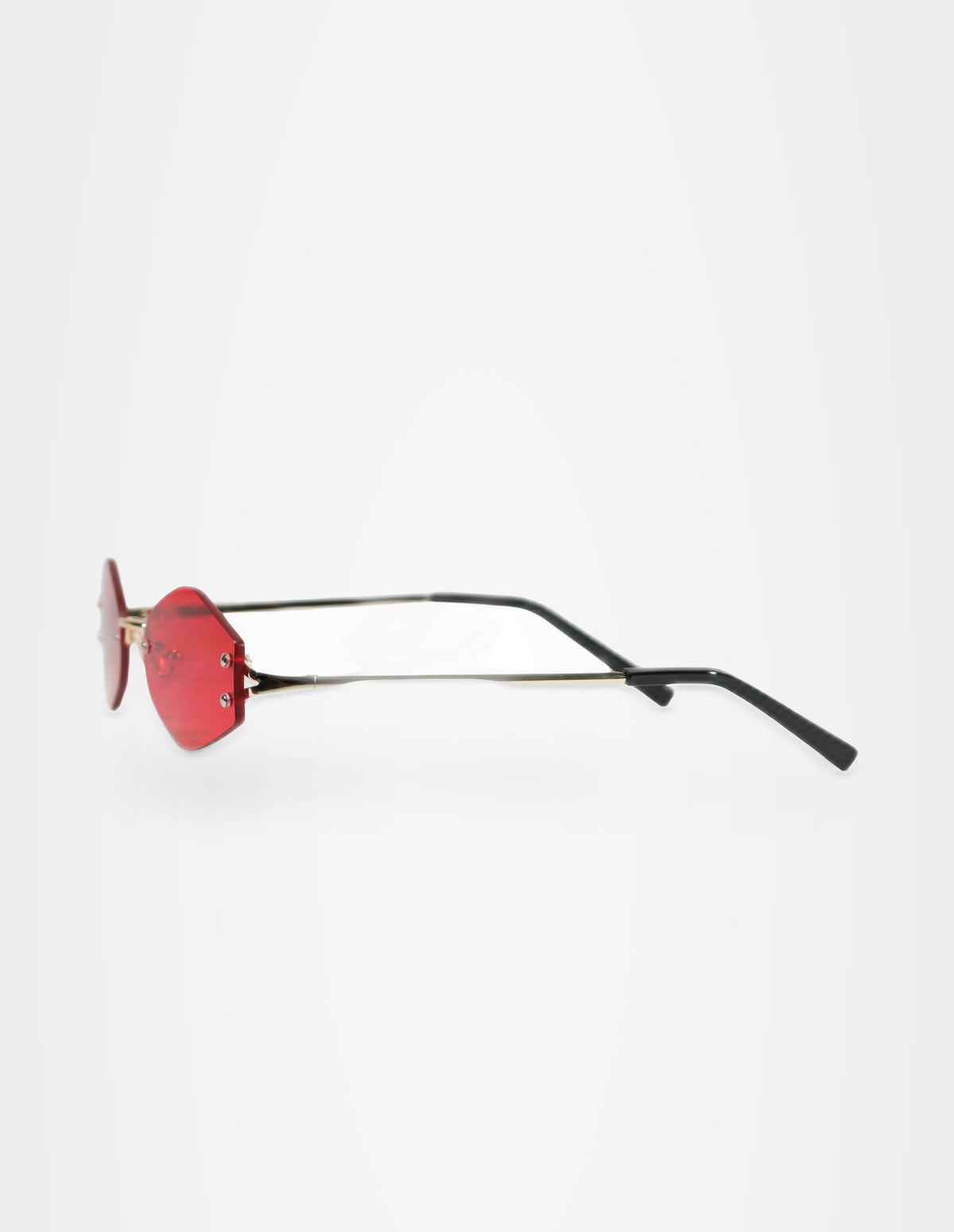 Zomer Red Sunglasses — hero — Studio Joshua August 2026 — GT130-03