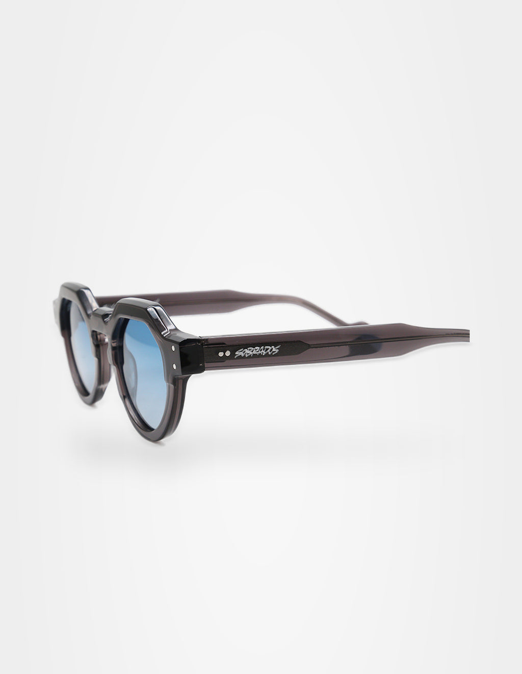 Offside Gray Blue sunglasses – right three-quarter view – Sobrados