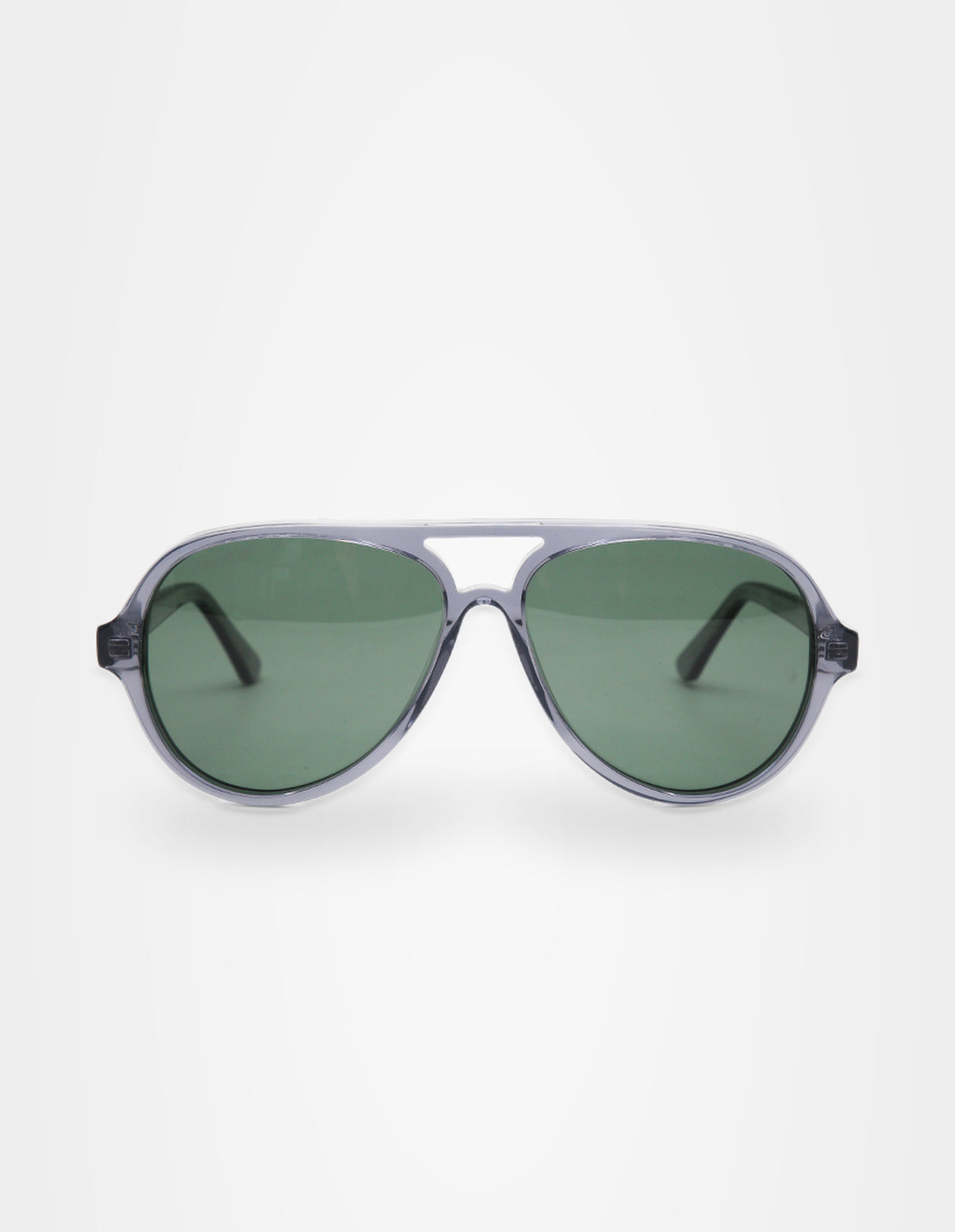 Nomad sunglasses – front view – Sobrados