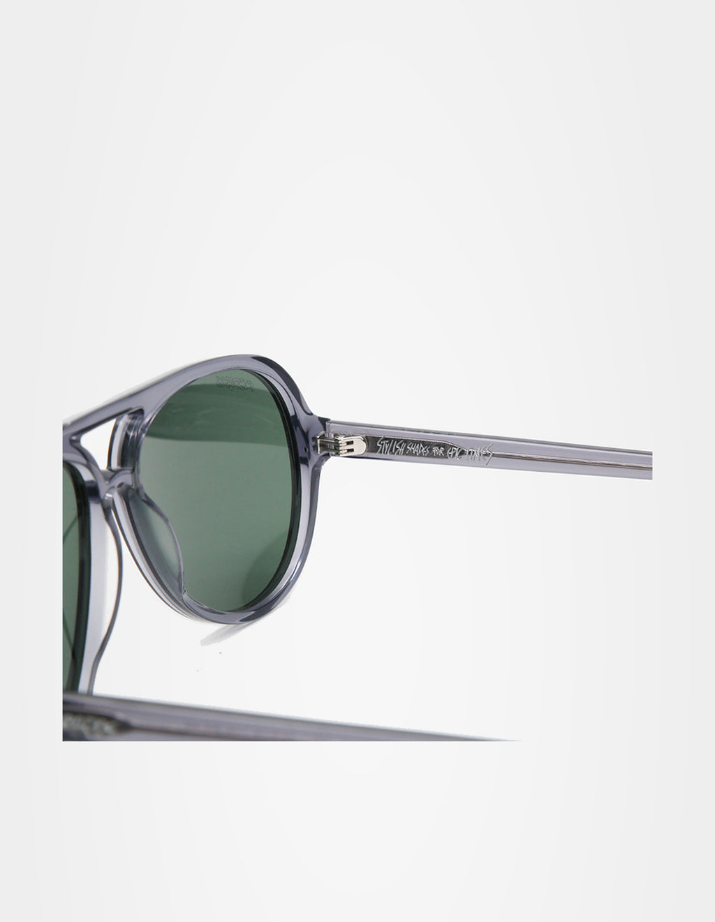 Nomad sunglasses – temple detail – Sobrados