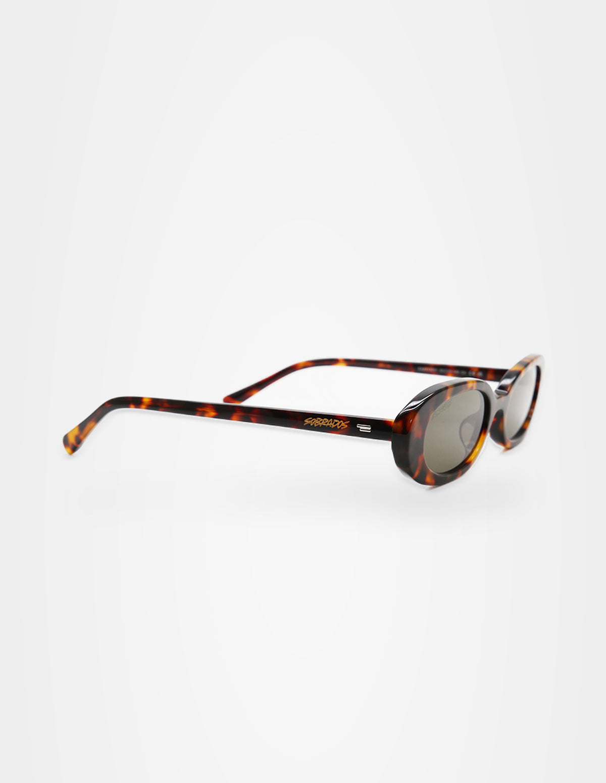 Sandy sunglasses – left three-quarter view – Sobrados