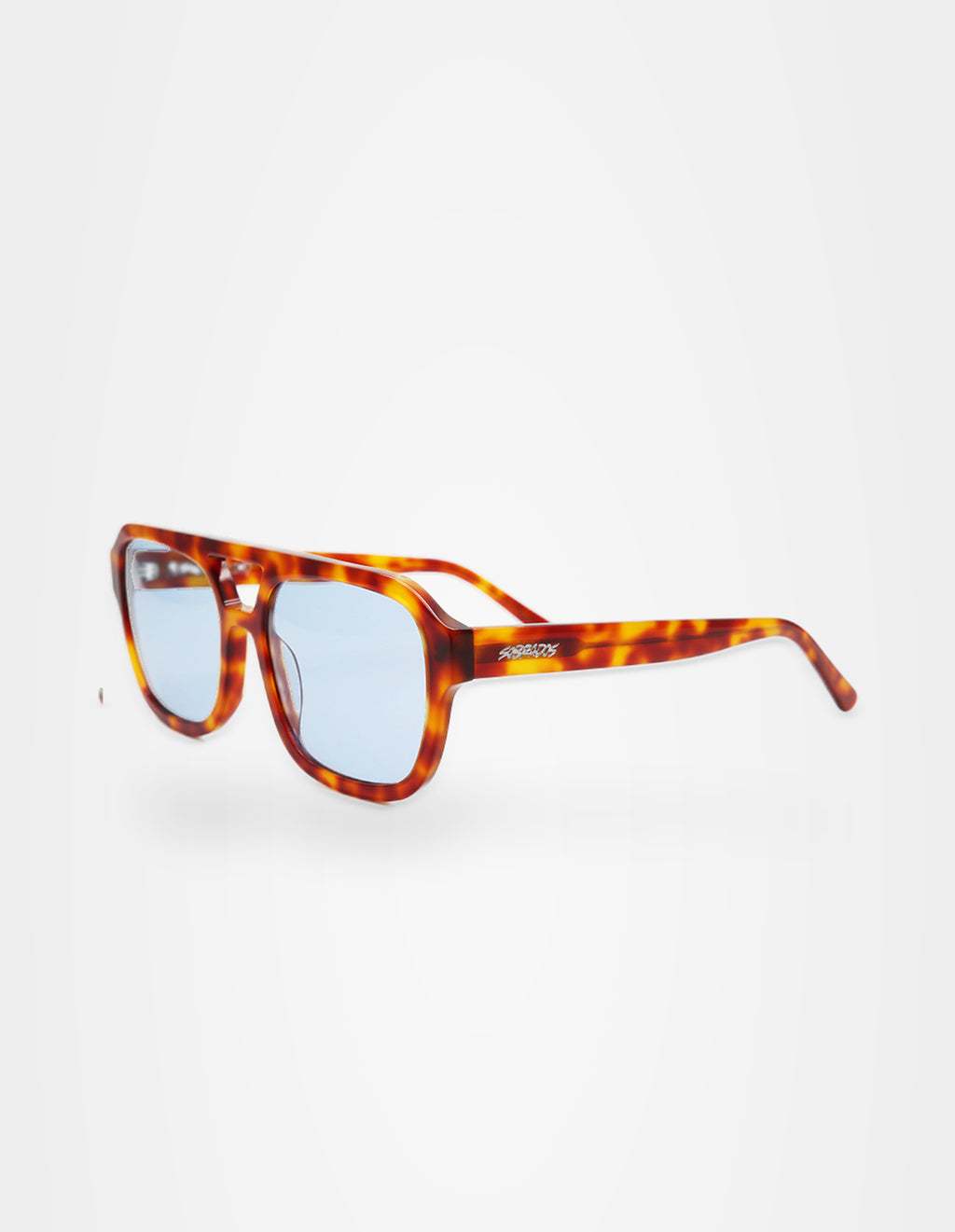 Rival sunglasses – right three-quarter view – Sobrados