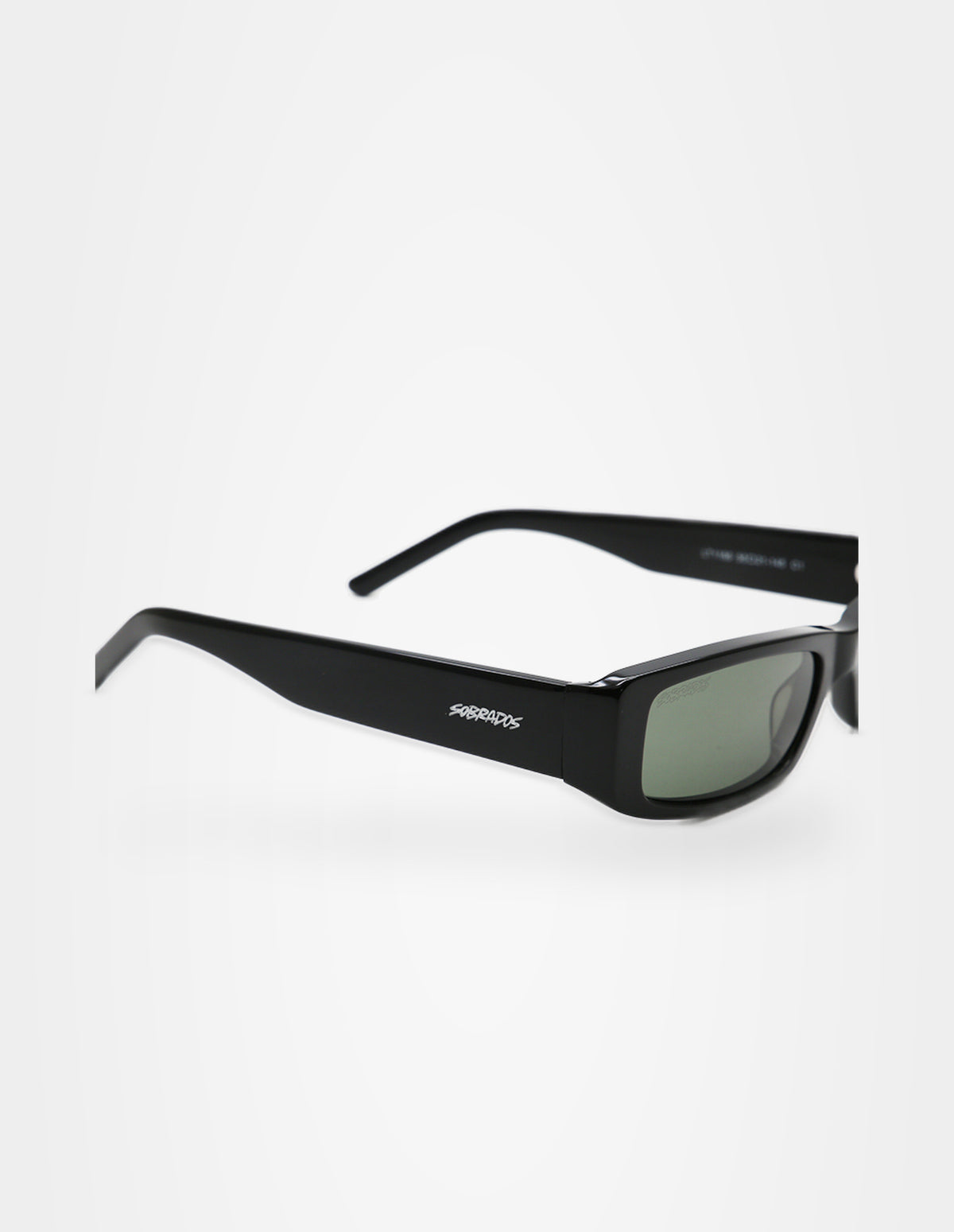 Niza Black sunglasses – left three-quarter view – Sobrados
