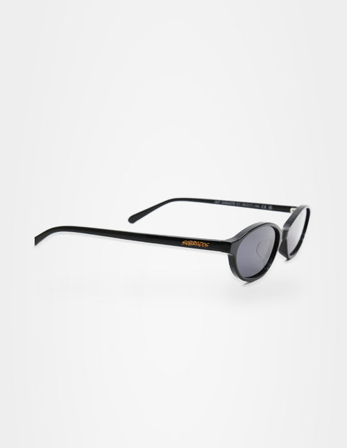 Gaia Black sunglasses – left three-quarter view – Sobrados