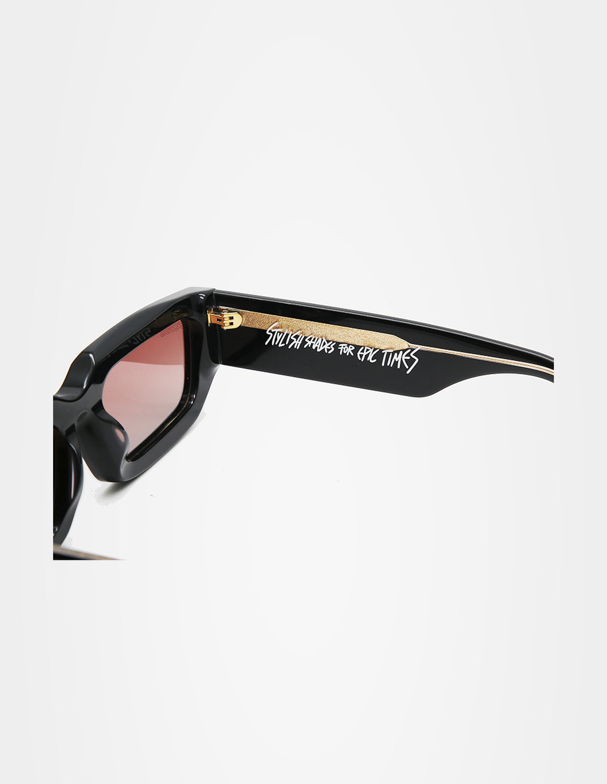 Fever Black Pink sunglasses – temple detail – Sobrados