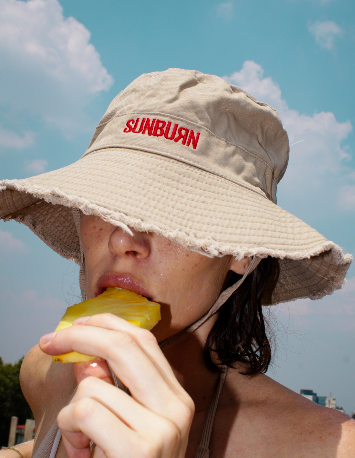 Sunburn Beige Bucket Hat