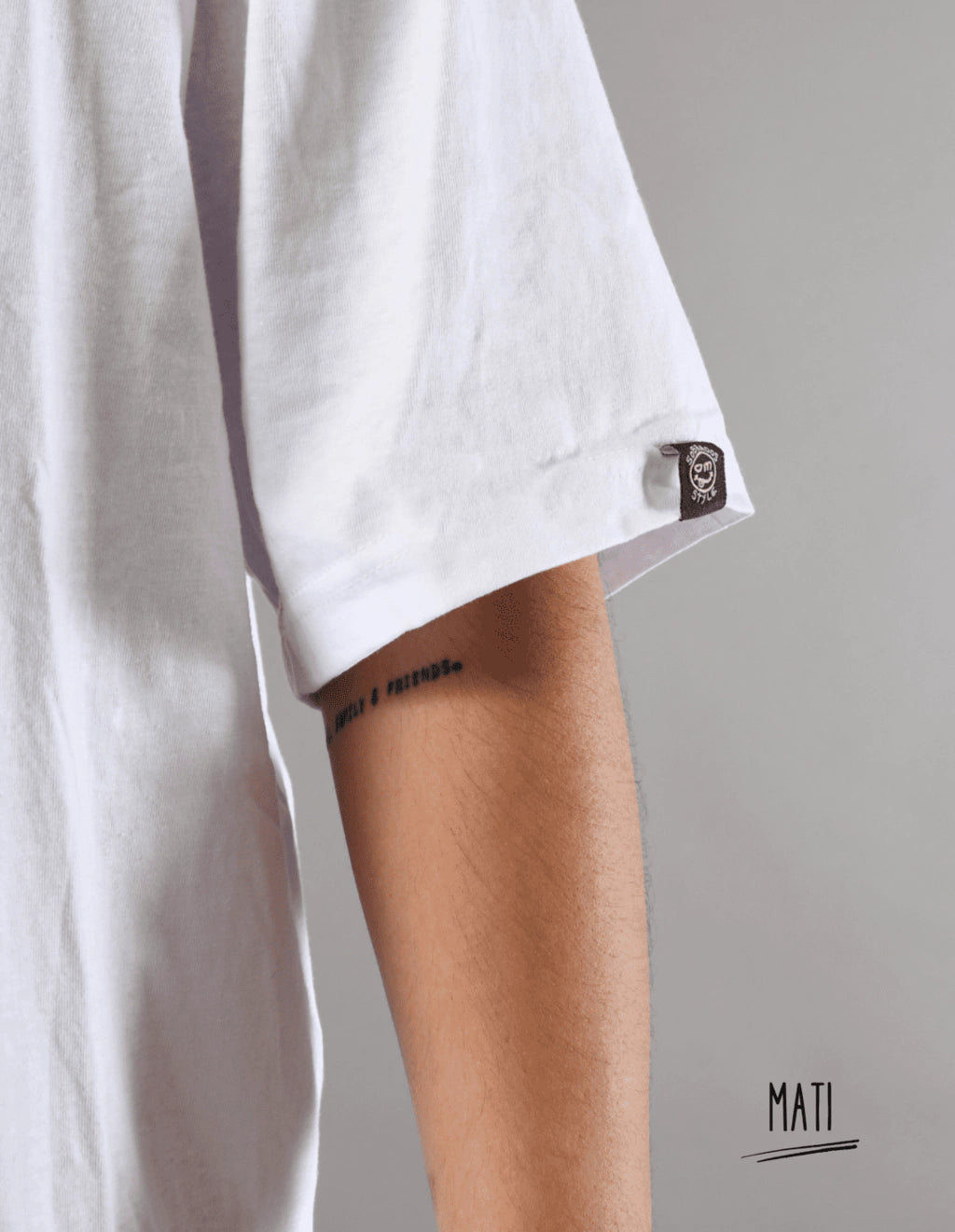 White T-Shirt Gut