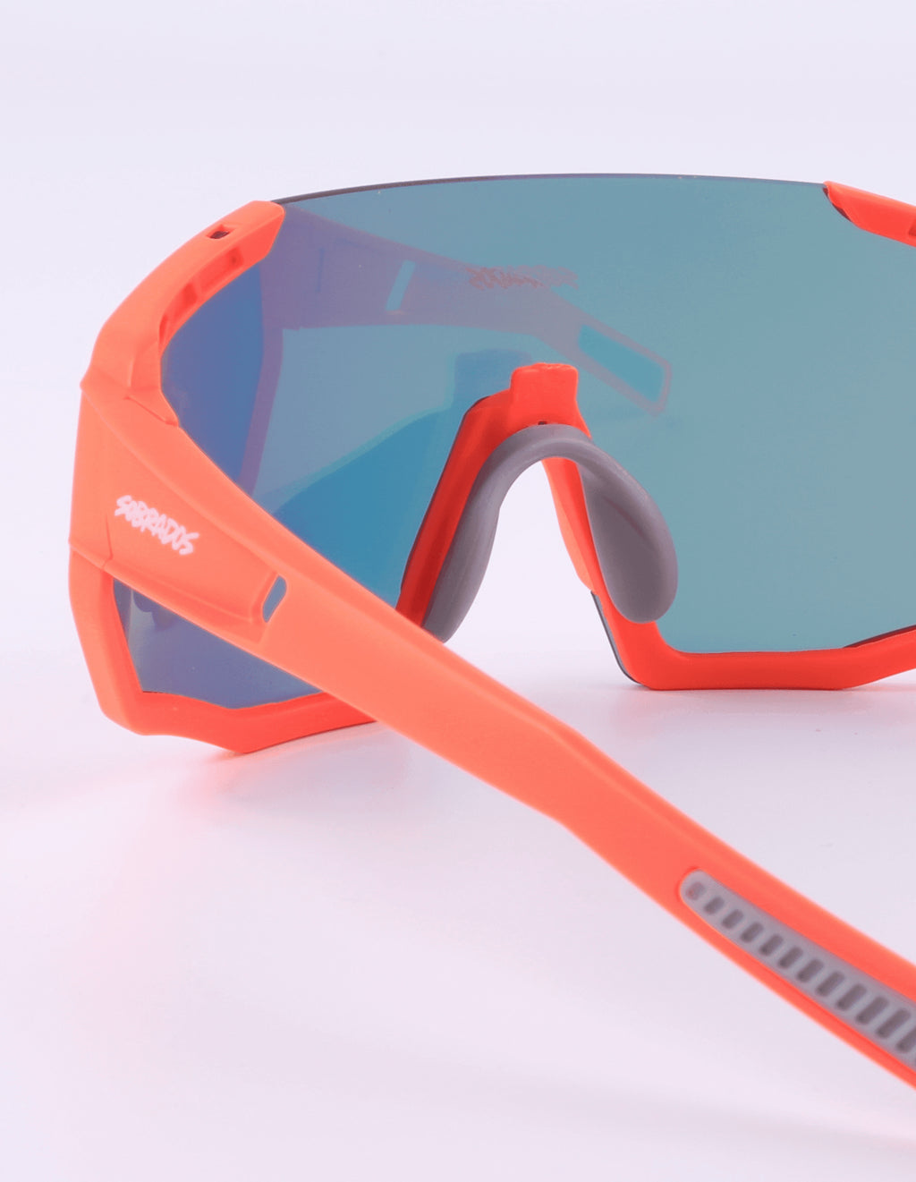 Zermat Orange + 2 Sunglasses